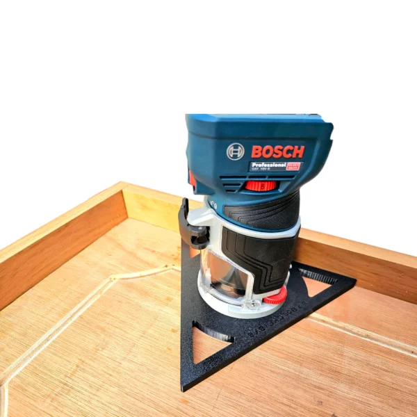 Szablon trójkątny do frezarki Bosch 18V-8