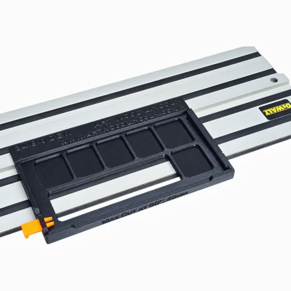 Adapter do piły tarczowej Makita DSS501 DSS501Z XSS03Z kompatybilna z szyną prowadzącą DEWALT